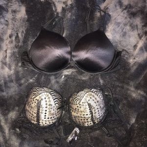 2 black bras